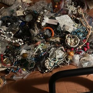 Source Unknown Colorful Women's Jewelry Collection